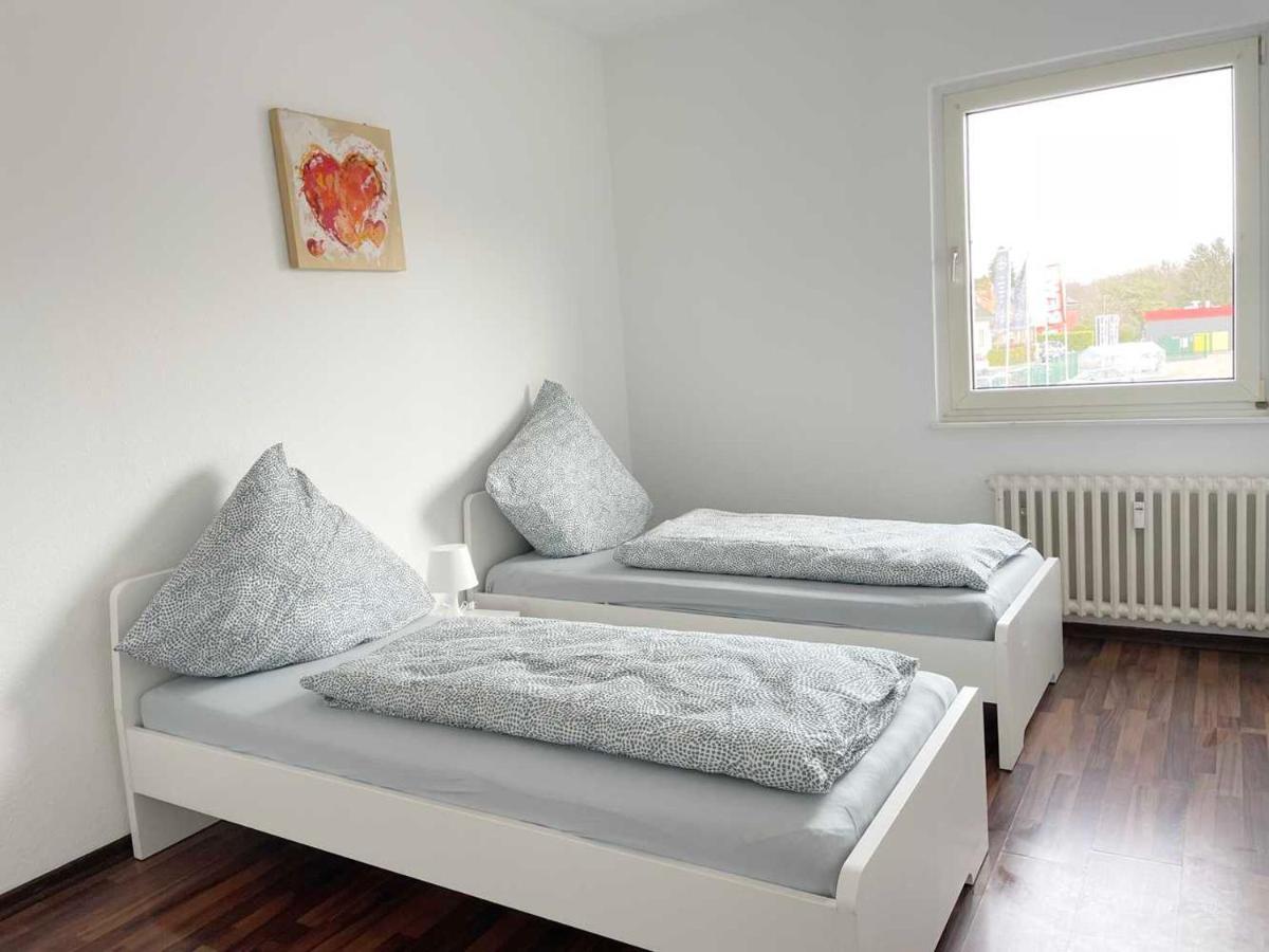 Apartment With 3 Rooms In Hürth Dış mekan fotoğraf
